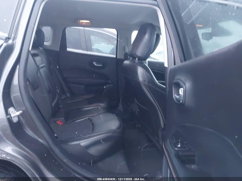 2019 Jeep Compass Latitude 4X4 VIN: 3C4NJDBB0KT729601 Lot: 43843430