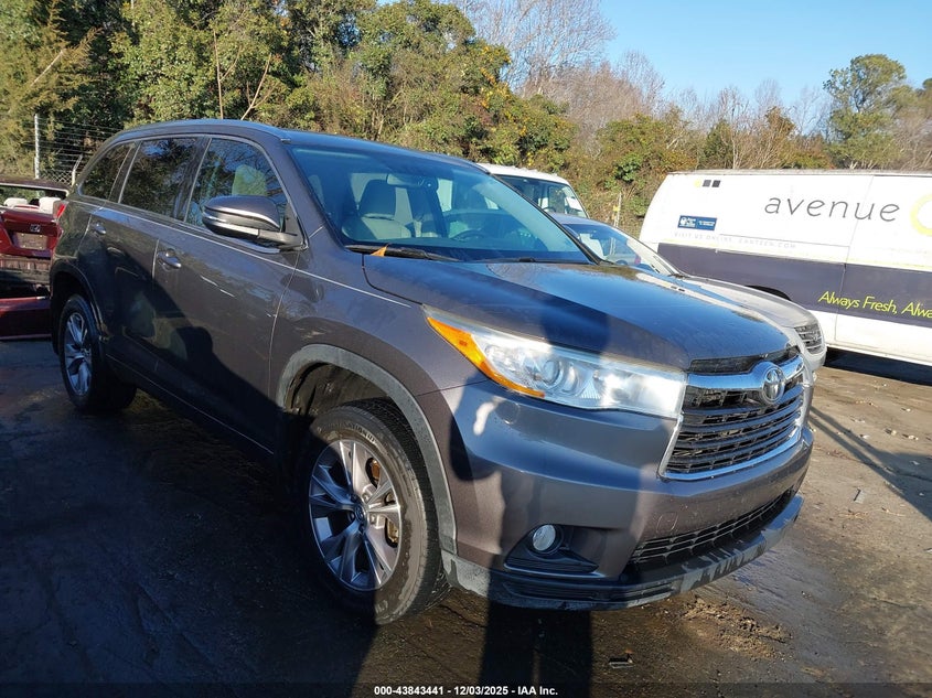5TDJKRFH8ES018377 2014 TOYOTA HIGHLANDER photo no. 5