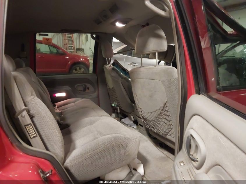 1998 GMC Yukon Sle VIN: 1GKEK13R9WJ723658 Lot: 43843554