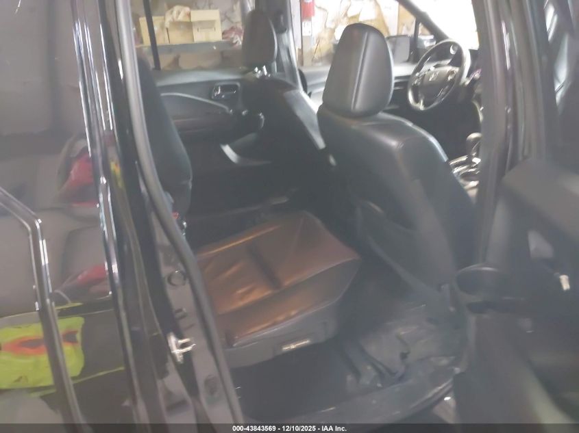 2017 Honda Ridgeline Black Edition VIN: 5FPYK3F85HB029638 Lot: 43843569