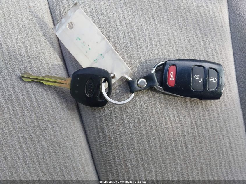 2008 Kia Sedona Lx VIN: KNDMB233086255639 Lot: 43843577