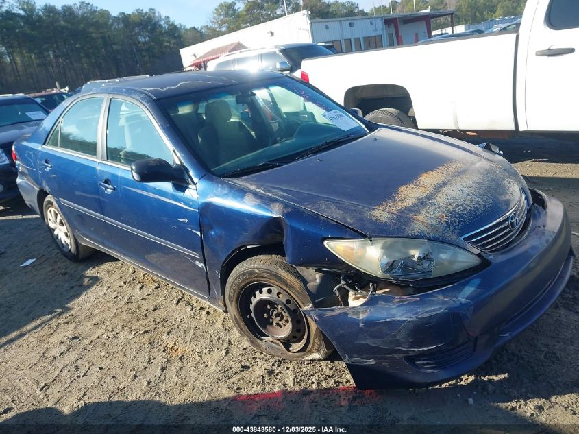 2005 Toyota Camry Le