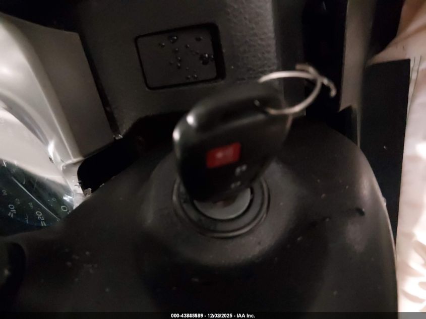 2017 Toyota Rav4 Xle VIN: JTMRFREV1HJ124010 Lot: 43843589