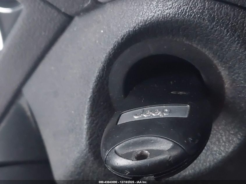 2010 Jeep Grand Cherokee Laredo VIN: 1J4PR4GK4AC145765 Lot: 43843590