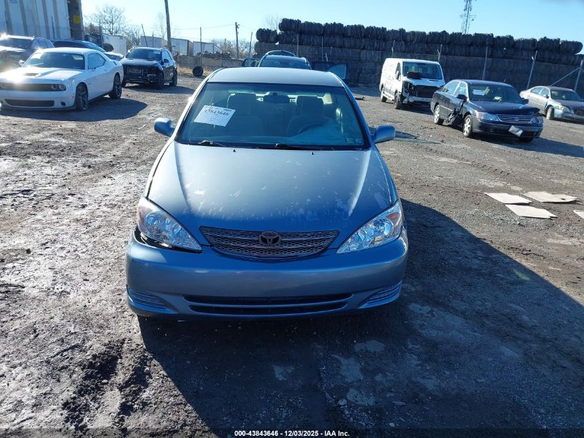 2002 Toyota Camry Le VIN: 4T1BE32K72U614450 Lot: 43843646