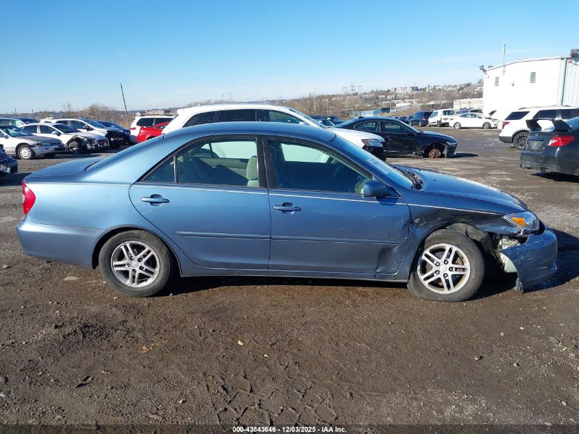 2002 Toyota Camry Le VIN: 4T1BE32K72U614450 Lot: 43843646