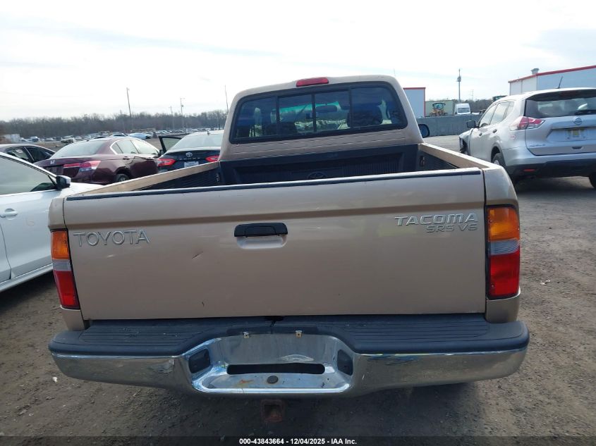 2000 Toyota Tacoma Base V6 VIN: 4TAWN72N8YZ672260 Lot: 43843664