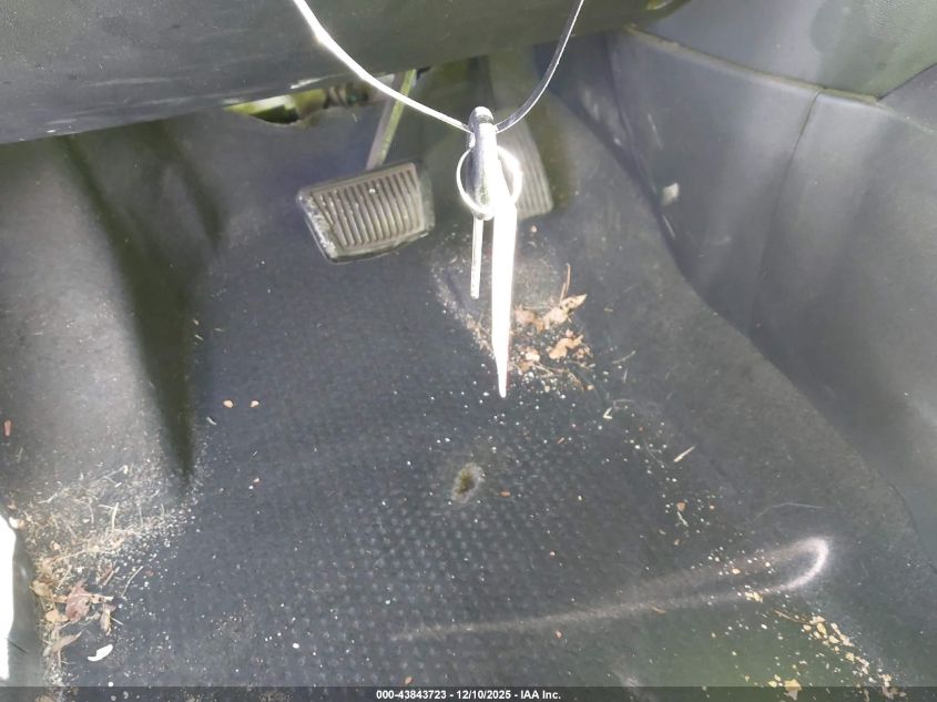 2010 Kia Soul + VIN: KNDJT2A21A7138694 Lot: 43843723