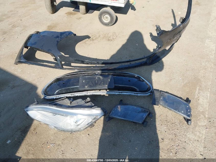 2015 Tesla Model S 60/70/85 VIN: 5YJSA1E16FF113281 Lot: 43843755