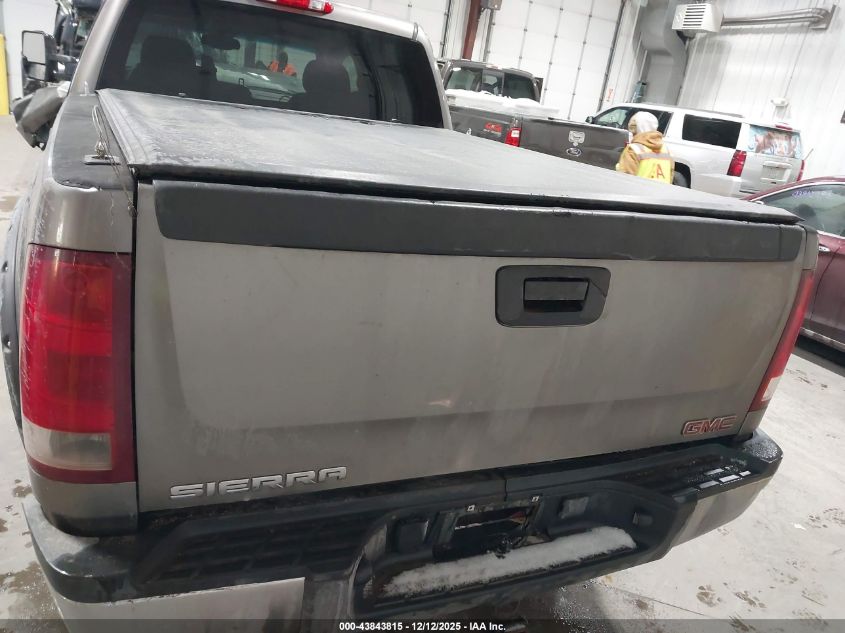 2008 GMC Sierra 2500Hd Work Truck VIN: 1GTHK23K48F196958 Lot: 43843815