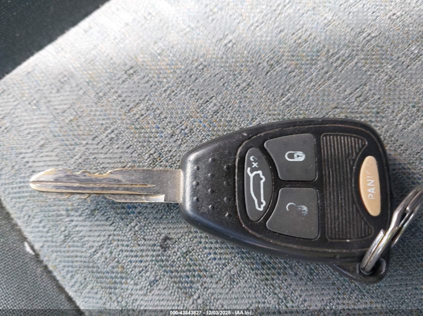 2007 Jeep Liberty Sport VIN: 1J4GL48K77W561834 Lot: 43843827