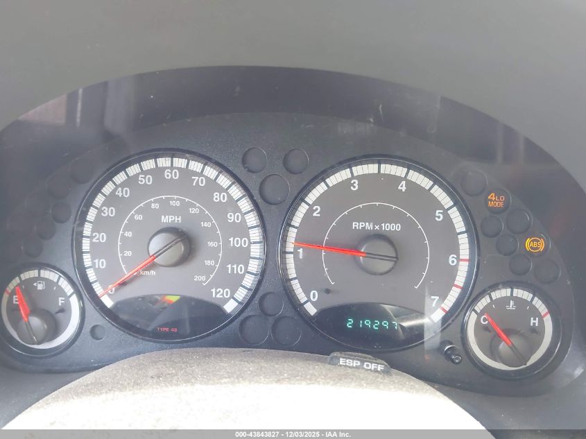 2007 Jeep Liberty Sport VIN: 1J4GL48K77W561834 Lot: 43843827