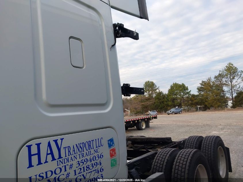 2016 Freightliner Cascadia 125 VIN: 3AKJGLDRXGSGV7746 Lot: 43843921