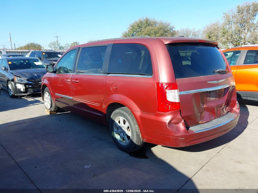 2012 Chrysler Town & Country Touring