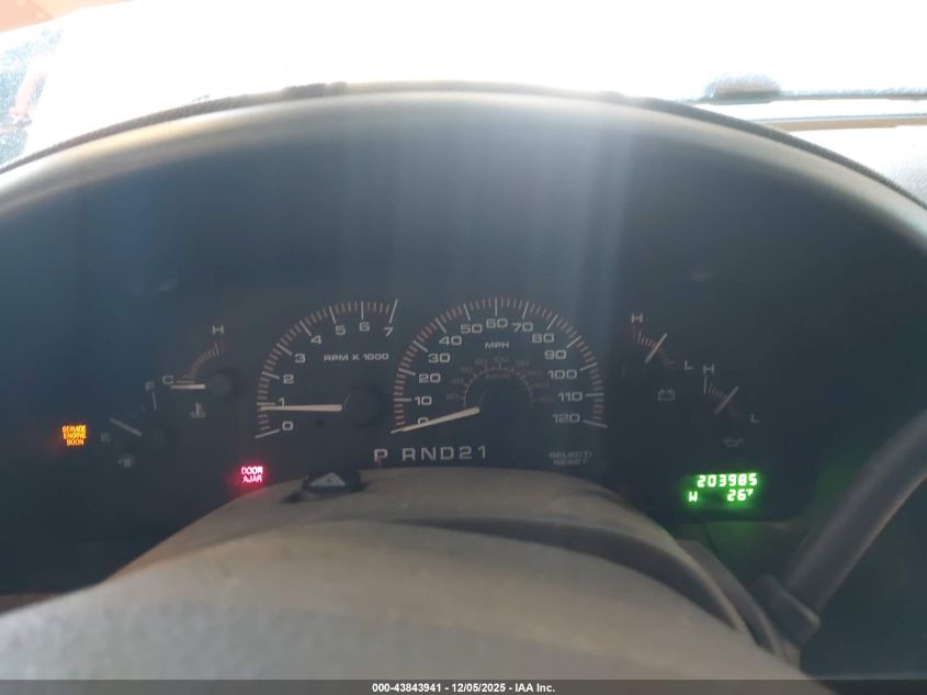 2003 Ford Expedition Xlt VIN: 1FMPU16L13LA25160 Lot: 43843941