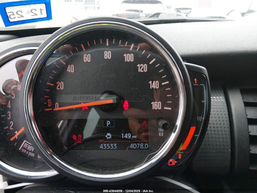 2020 Mini Hardtop Oxford Edition VIN: WMWXU7C04L2L89965 Lot: 43844056