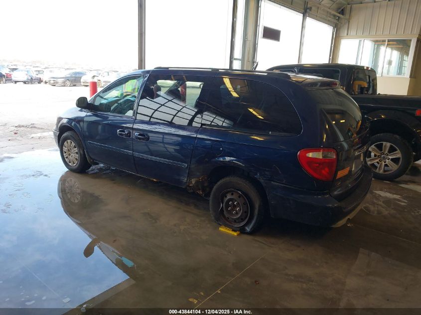 2005 Chrysler Town & Country Lx
