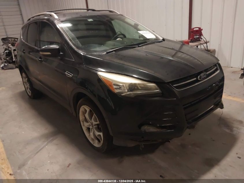 FORD ESCAPE TITANIUM