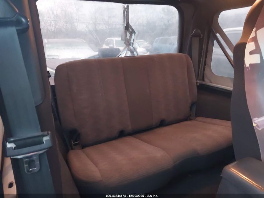 2004 Jeep Wrangler X VIN: 1J4FA39S84P758298 Lot: 43844174