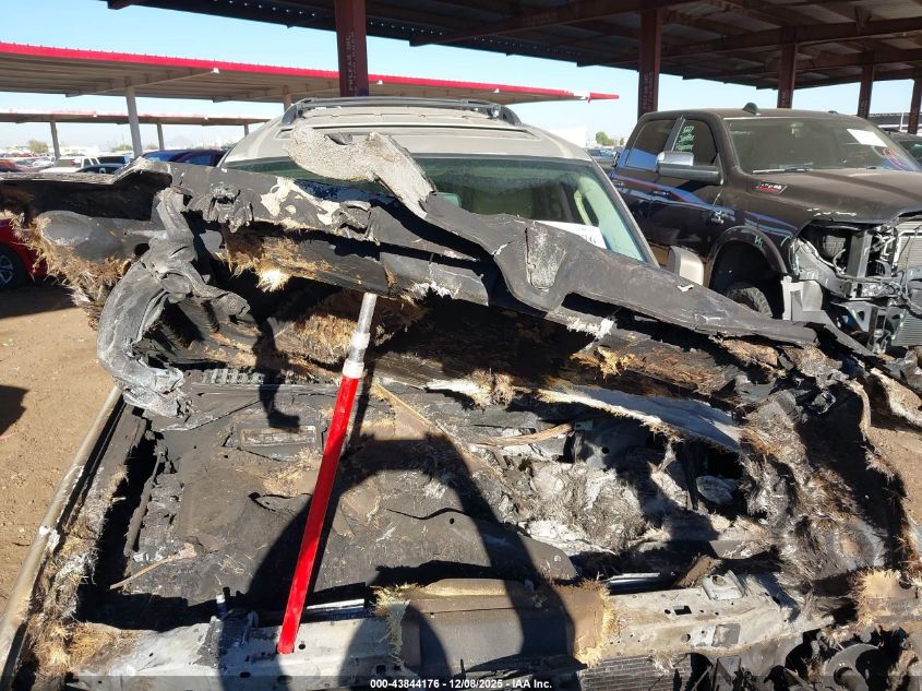 2006 Lincoln Navigator Luxury/Ultimate VIN: 5LMFU27586LJ11374 Lot: 43844176