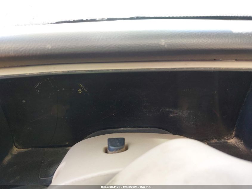 2006 Lincoln Navigator Luxury/Ultimate VIN: 5LMFU27586LJ11374 Lot: 43844176