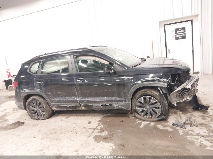 2022 Volkswagen Taos 1.5T S VIN: 3VVAX7B2XNM069582 Lot: 43844177