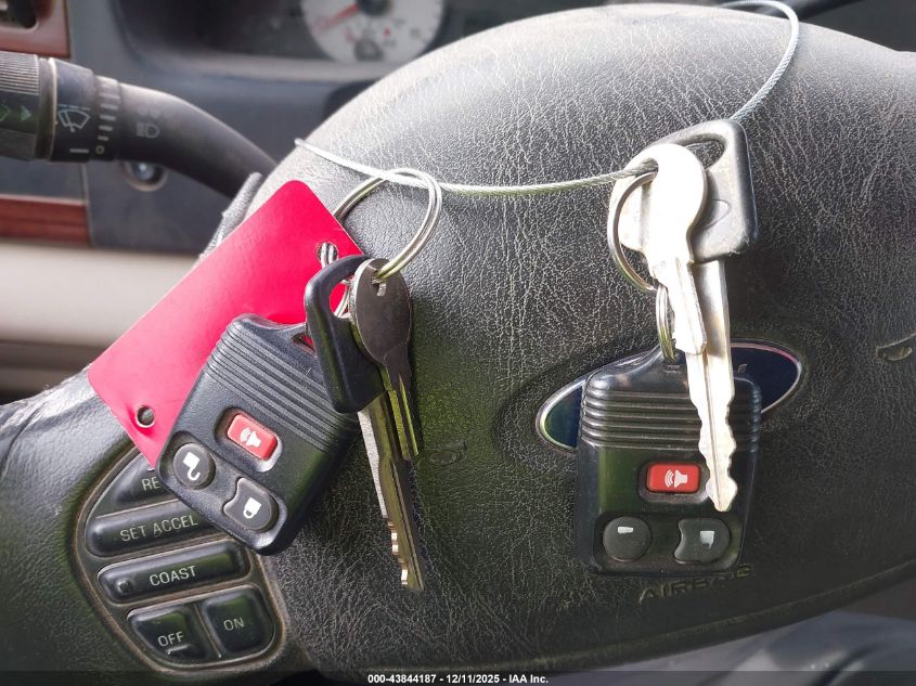 2005 Ford F-350 Lariat/Xl/Xlt VIN: 1FTWW31P35EB89341 Lot: 43844187