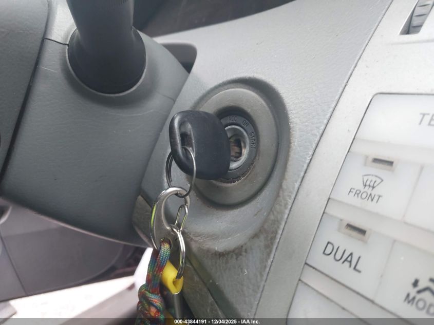 2005 Toyota Avalon Xl VIN: 4T1BK36B15U051757 Lot: 43844191