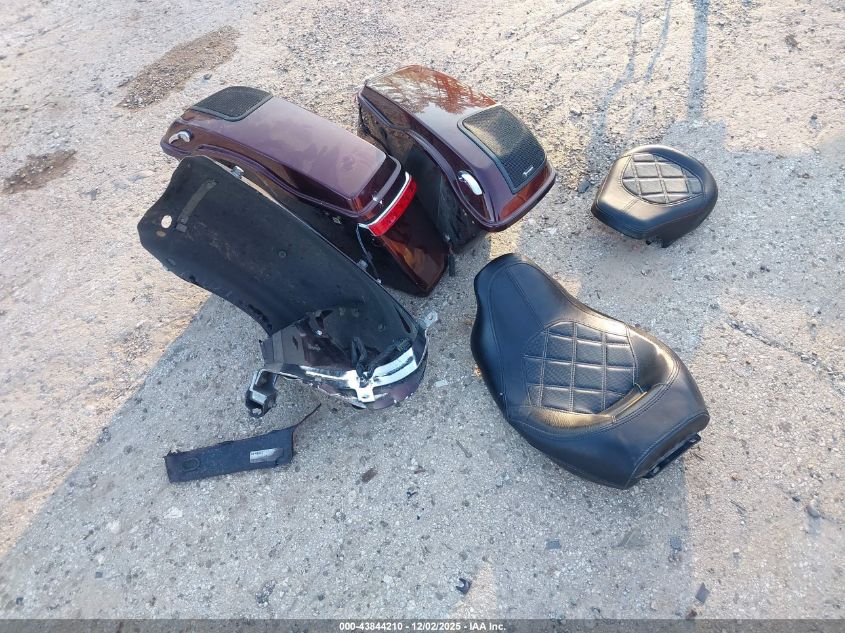 2018 Harley-Davidson Fltrx Road Glide VIN: 1HD1KHC15JB650027 Lot: 43844210