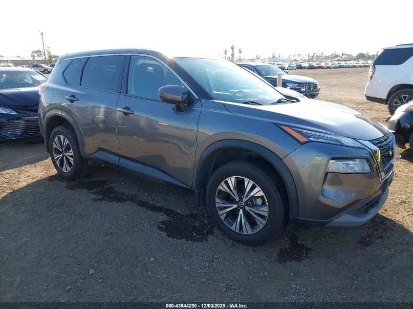 NISSAN ROGUE SV FWD