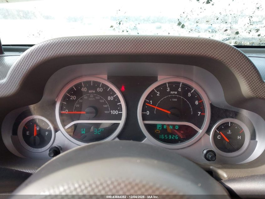 2007 Jeep Wrangler Unlimited Sahara VIN: 1J8GA59177L149155 Lot: 43844352