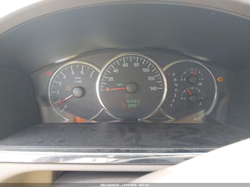 2007 Buick Lacrosse Cx VIN: 2G4WC582071128950 Lot: 43844379