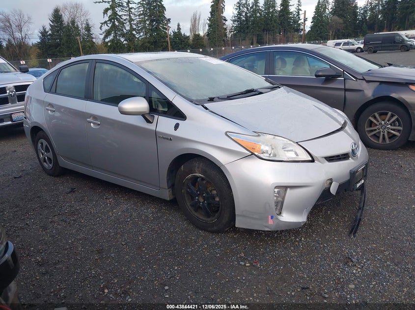 TOYOTA PRIUS 2014. Lot# 43844421. VIN JTDKN3DU7E0360771. Photo 1