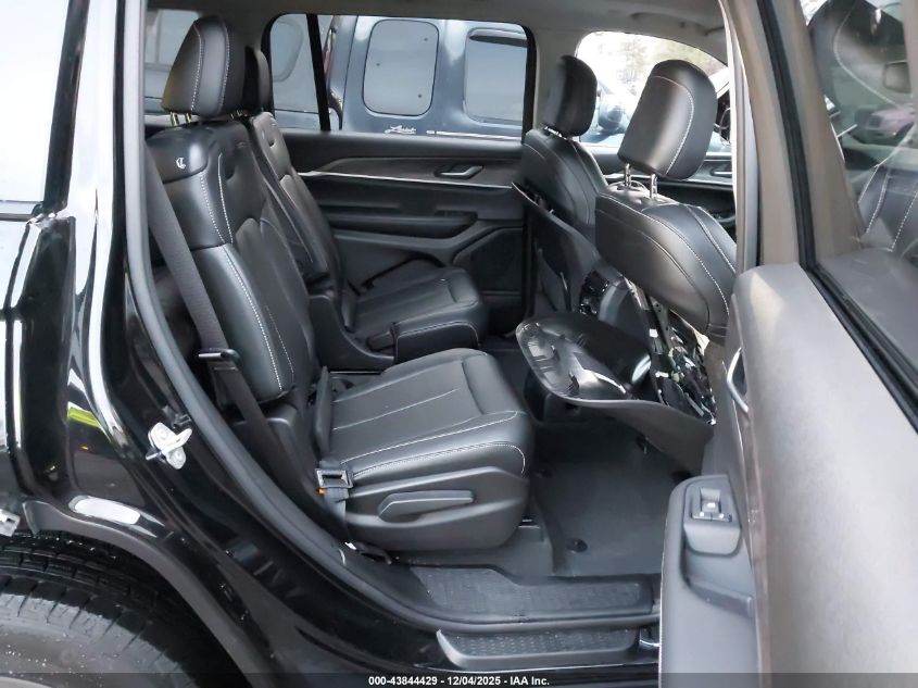 2023 Jeep Grand Cherokee L Limited 4X2 VIN: 1C4RJJBG7P8890786 Lot: 43844429