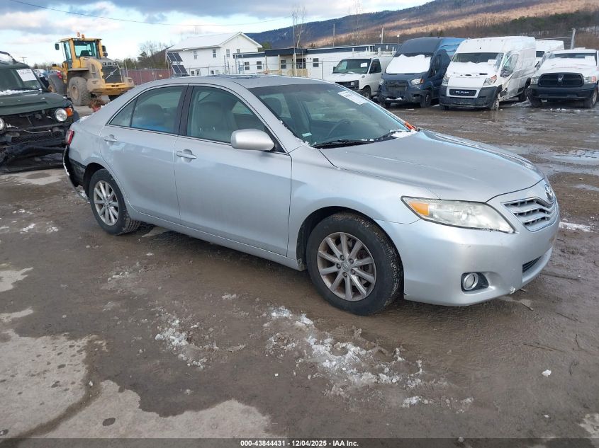 TOYOTA CAMRY XLE