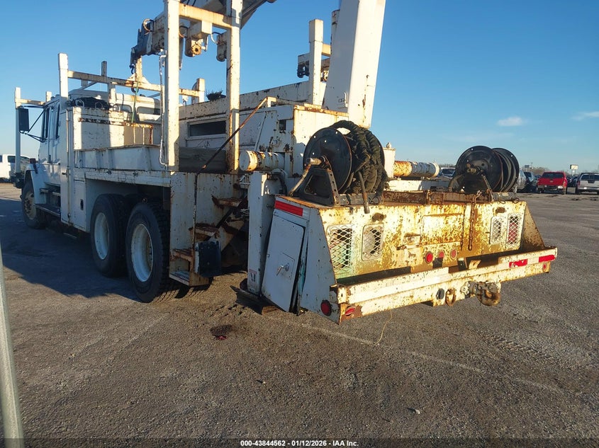 2001 Freightliner Medium Conventional Fl80