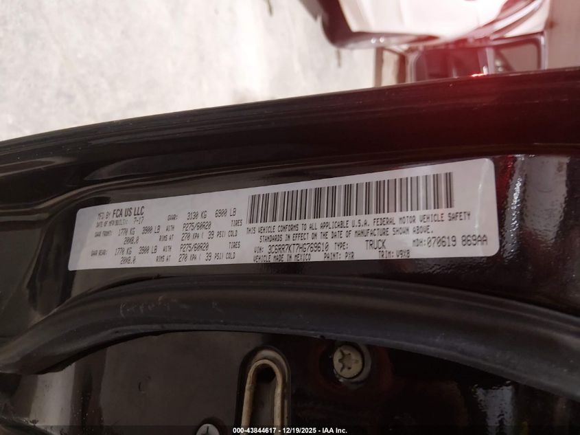 2017 Ram 1500 Express 4X4 5'7 Box VIN: 3C6RR7KT7HG769610 Lot: 43844617