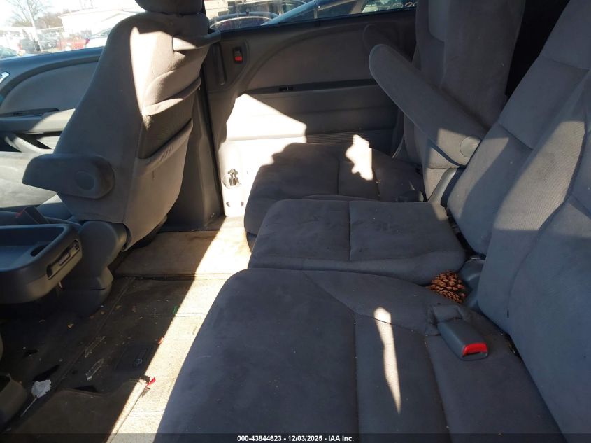 2007 Honda Odyssey Ex VIN: 5FNRL384X7B121072 Lot: 43844623