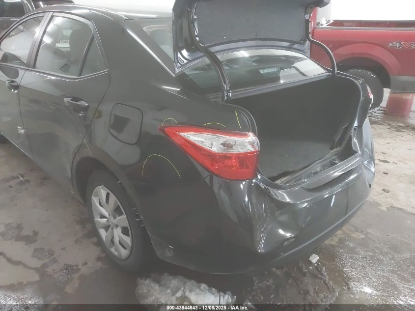 2015 Toyota Corolla Le VIN: 5YFBURHE0FP233621 Lot: 43844643