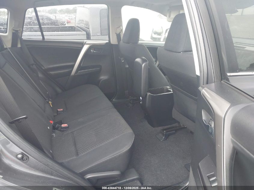 2017 Toyota Rav4 Xle VIN: JTMWFREV0HJ135485 Lot: 43844718