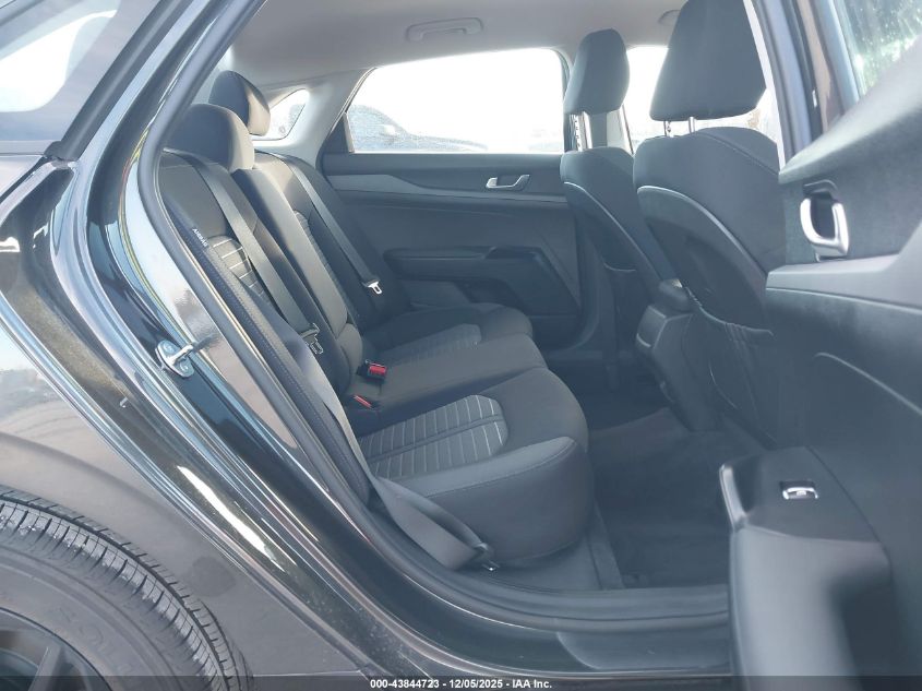 2026 Kia K5 Lxs Fwd VIN: KNAG24J72T5418012 Lot: 43844723