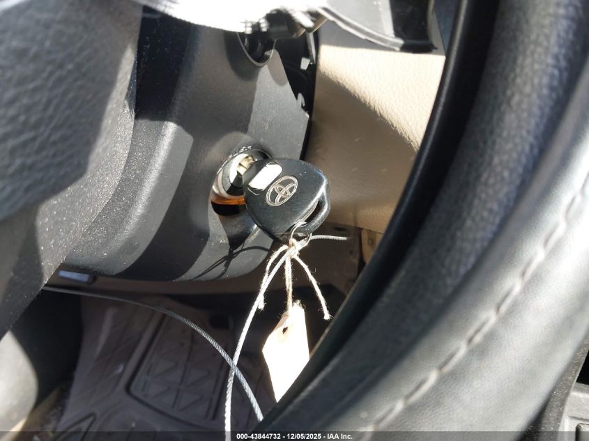 2009 Toyota Rav4 VIN: JTMBF33V79D018761 Lot: 43844732