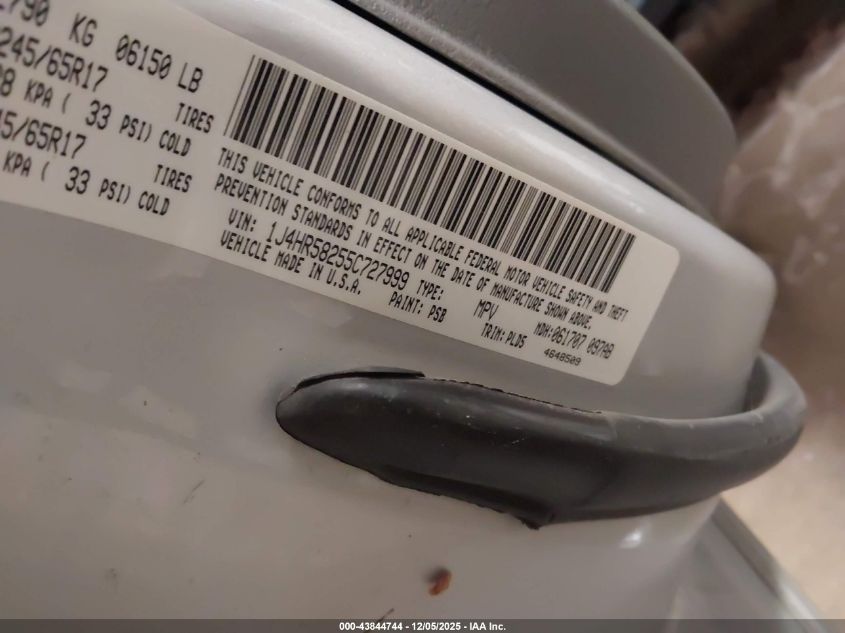 2005 Jeep Grand Cherokee Limited VIN: 1J4HR58255C727999 Lot: 43844744