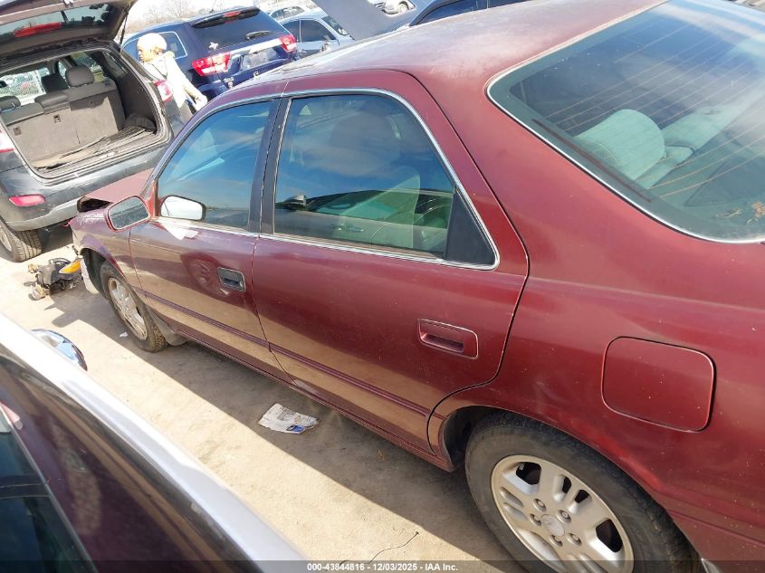 1999 Toyota Camry Le VIN: 4T1BG22K9XU522767 Lot: 43844816