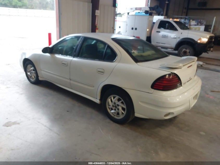 1G2NF52EX4C251417 2004 PONTIAC GRAND AM photo no. 3