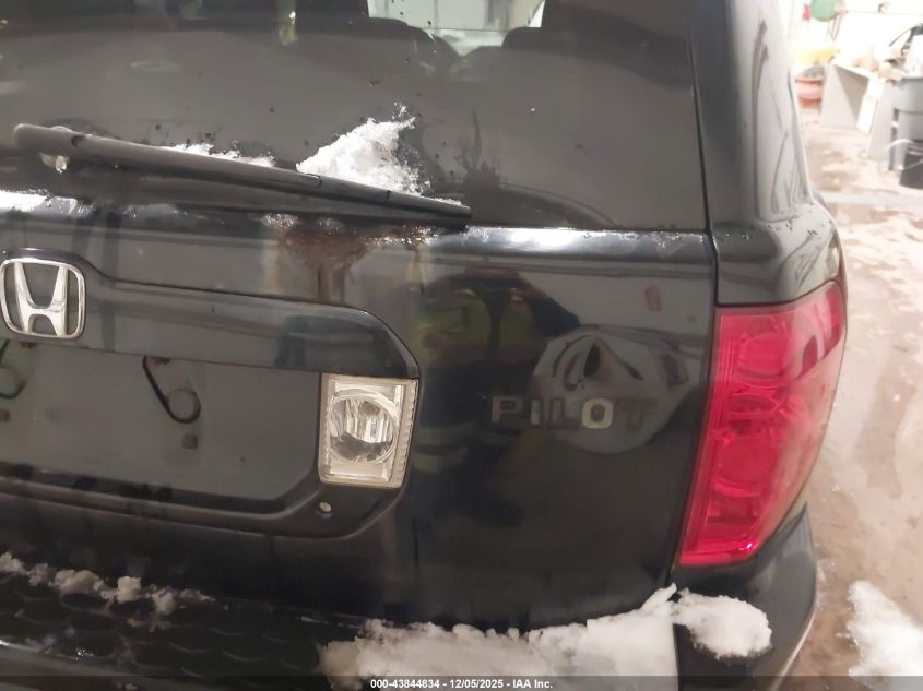 2005 Honda Pilot Ex-L VIN: 2HKYF18625H517875 Lot: 43844834