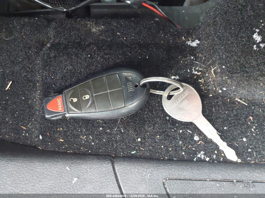 2011 Jeep Grand Cherokee Laredo VIN: 1J4RR4GG4BC640196 Lot: 43844838