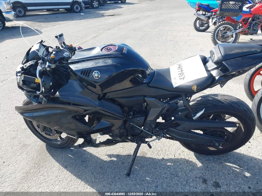 2022 Yamaha Yzfr7 VIN: JYARM38Y9NA000325 Lot: 43844865