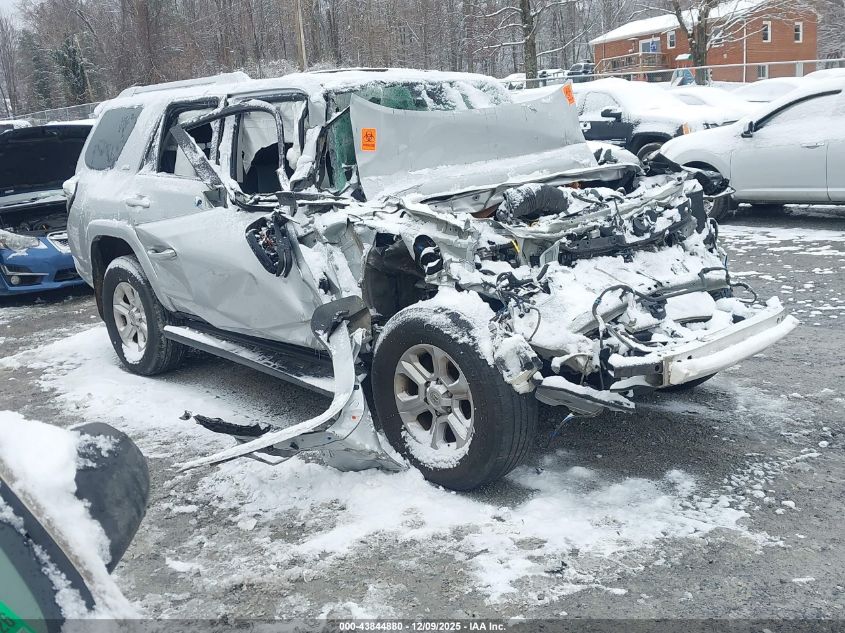 TOYOTA 4RUNNER SR5 PREMIUM