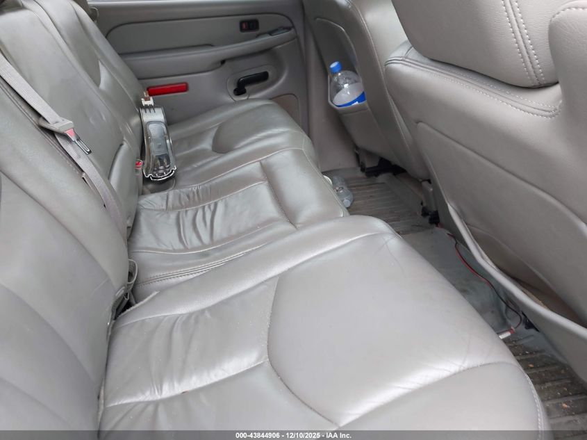 2005 Chevrolet Tahoe Lt VIN: 1GNEK13T55J197607 Lot: 43844906